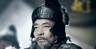 曹操|关羽是五虎上将之首,为何打不过徐晃只因曹操给了徐晃1件东西!