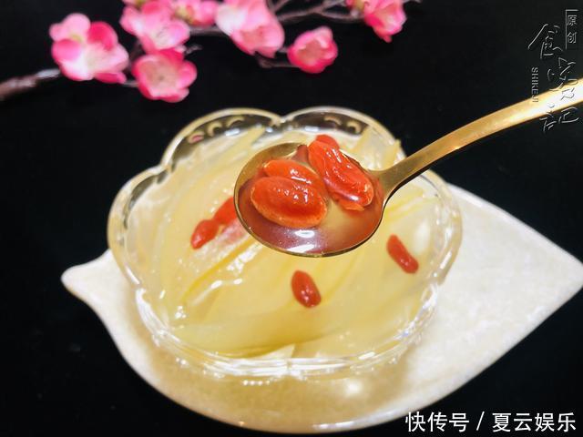 柚子皮吃完別扔,學會這樣做,甘甜可口,營養豐富潤喉嚨