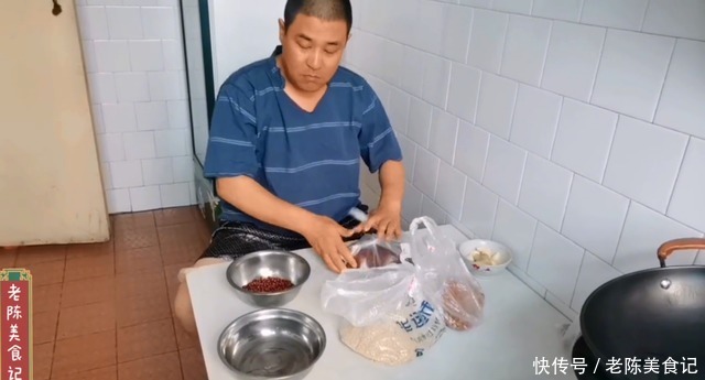 味道|老陈做一道营养美味的早餐粥,好喝暖胃,小时候的味道