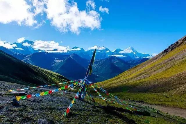 中国最美的十大雪山，你去过几个？（含最详细转山观景攻略）