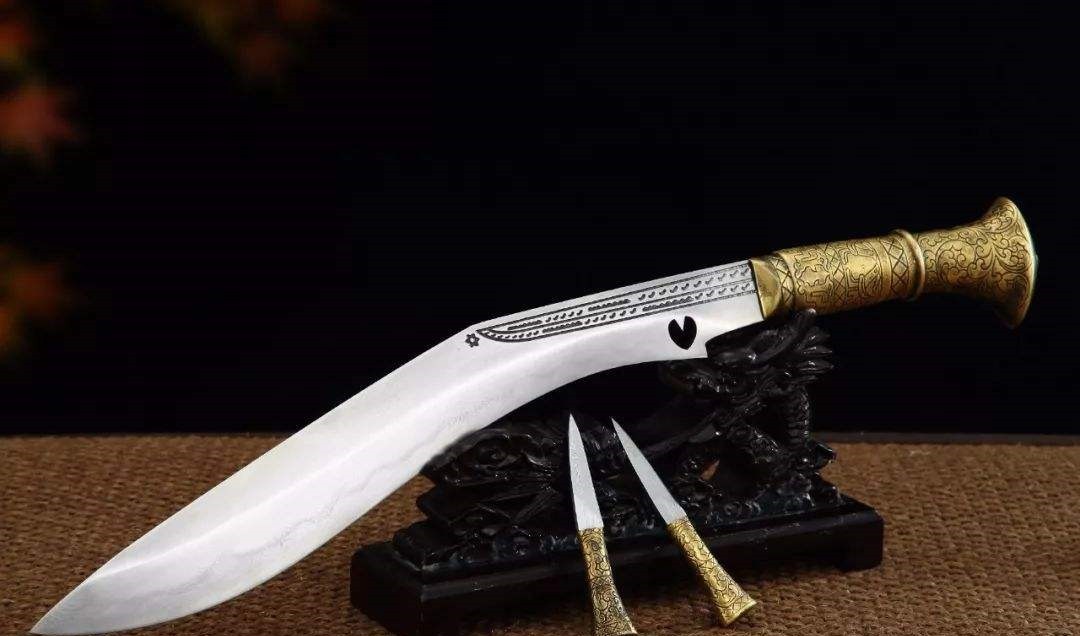 中国历史@日本刀模仿不来的弧度,本期世界三大弯刀,中国弯刀还能上榜吗