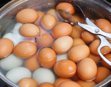 乳腺癌|早上空腹吃一个水煮蛋,3大好处“会找到你”,女人最不能错过