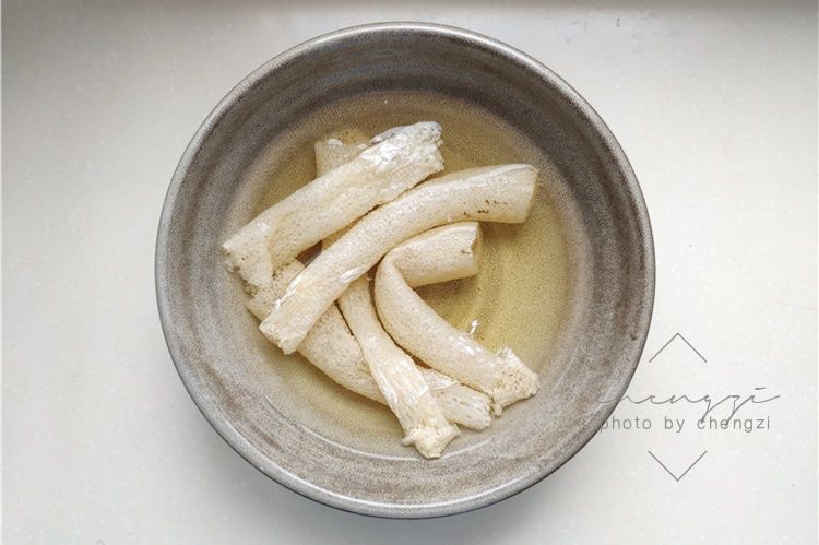食材|夏季易出汗要多喝汤，4种食材一起煮，清热解暑气，低脂不长胖