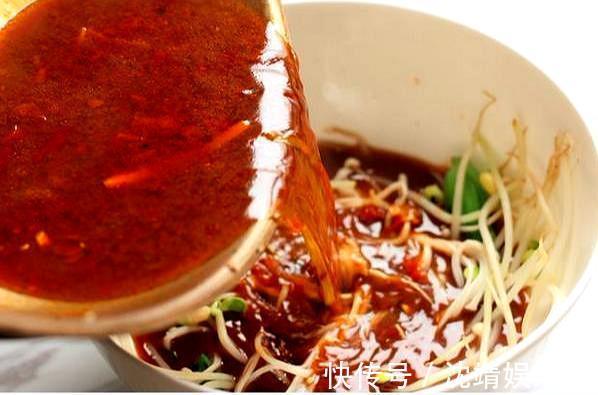 家庭版水煮鱼,掌握几个小要点,鱼鲜肉嫩口感不会差