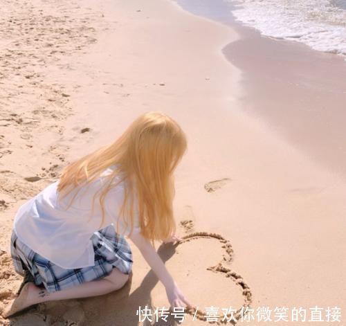 肌群|女生久坐导致腿粗00后学会这3妙招,坐着不动也能瘦出竹竿腿