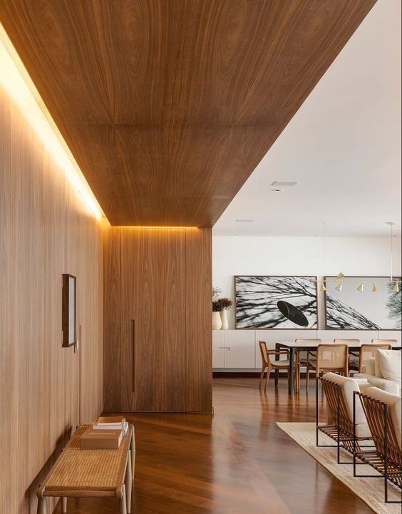 墙面|再装修不做繁复造型,把钱花在木饰面上,低调不过时,强调100遍