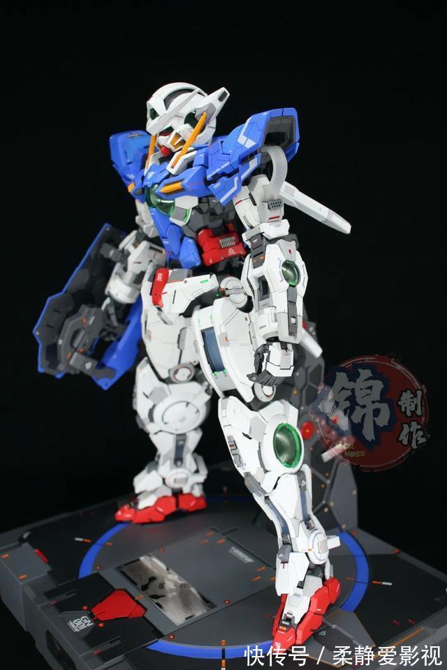 模型秀|高达模型秀:万代的PG能天使,作者超级认真