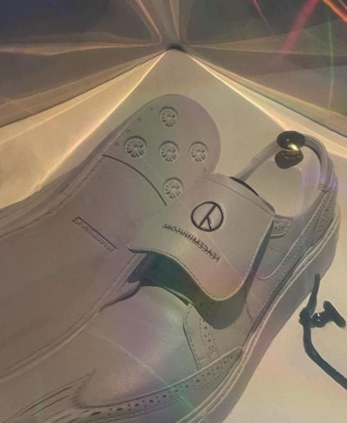 peaceminusone 买球鞋需谨慎!球鞋博主推荐的鞋,自己都不穿,千万别被割了韭菜