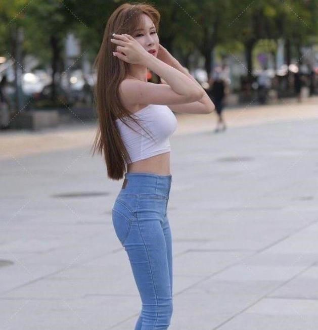 搭配 打底裤既清新又美丽,个性耐看值得借鉴,颜值过人!