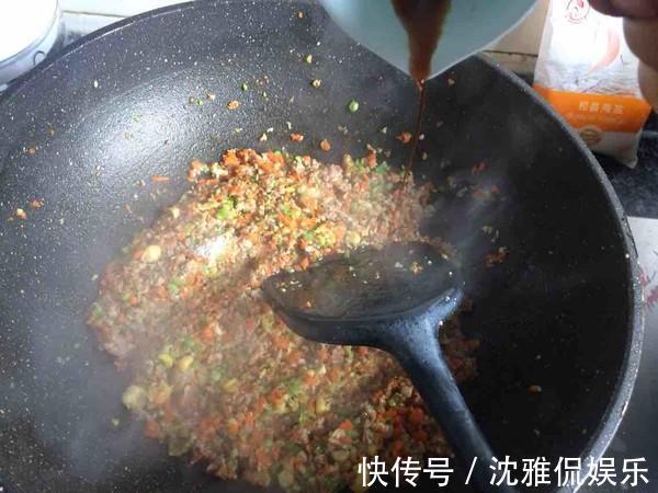 女儿放假非要住外婆家,说外婆做饭好吃,发来照片一看,惊了!