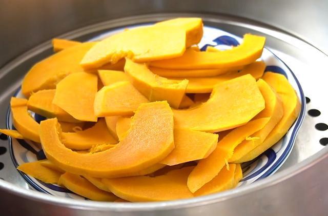 南瓜|南瓜又出新吃法,又香又糯还有点甜,做法简单不翻车,好吃又解馋