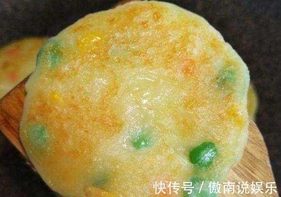 土豆饼|早餐做这个最方便不用和面,5分钟就能就做好,孩子一口气吃5个