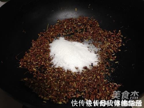 花椒|活了50年才知道,它是失眠的天敌,睡前喝点,一夜不打鼾睡得香