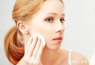 为什么要先涂乳液，再擦爽肤水美容师说出实情，还好我没跟风！