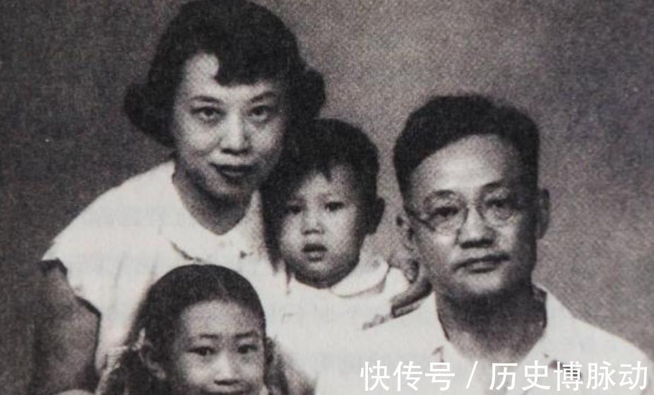 李小林#萧珊病逝,巴金陪伴骨灰30年,独活到101岁直言:长寿对我是折磨