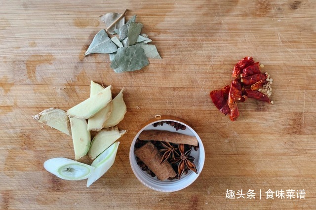 炖牛肉时,只需加入一勺特殊食材,牛肉软烂鲜香没腥味,百试百灵