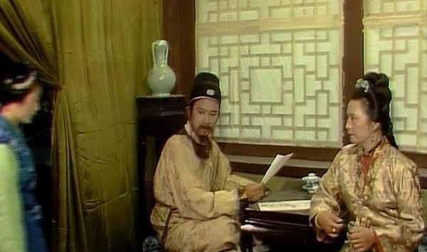 偏爱|宝玉既非最长,也非最幼,为何会深得祖母偏爱