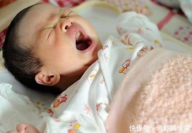 电子产品|睡觉身边勿放3东西,儿科医生:怪不得早上老咳嗽,纠正来的及!