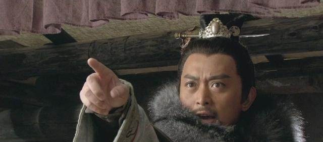 此人是梁山地灵星,技艺高超人品低劣,只顾老大不管兄弟