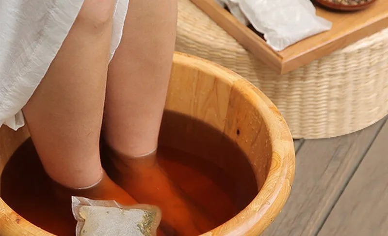 中药|泡脚加一物，静脉曲张都好了，还能通经活络，促进气血循环，助你在岁月中逆行