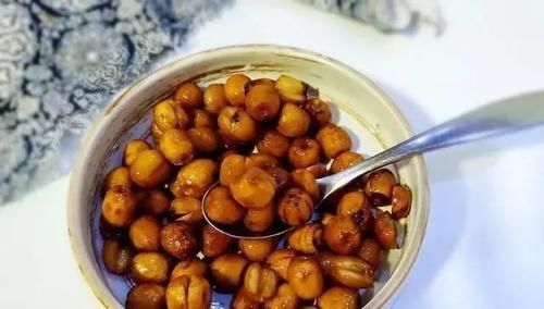 失眠最怕这小果，30一斤，这样做每天吃几个，养心安神助睡眠