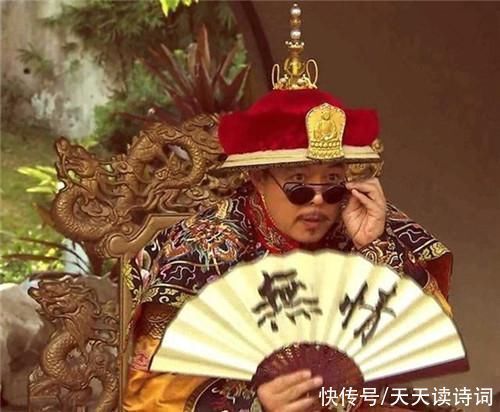 下联@乾隆嫌状元长得丑,便出一上联刁难他,他对出下联后,乾隆探花