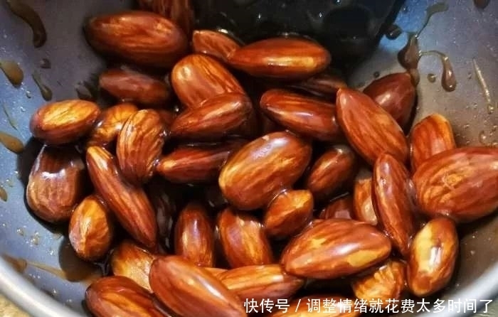 香港街头隐藏美食,珍妮曲奇同款「果仁可可脆片」来咯