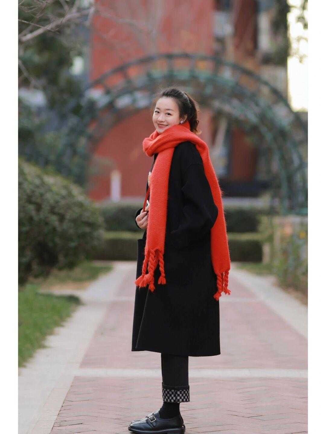 深冬|深冬穿黑色大衣才是最正确的选择,低调简约又有格调,安全感满满