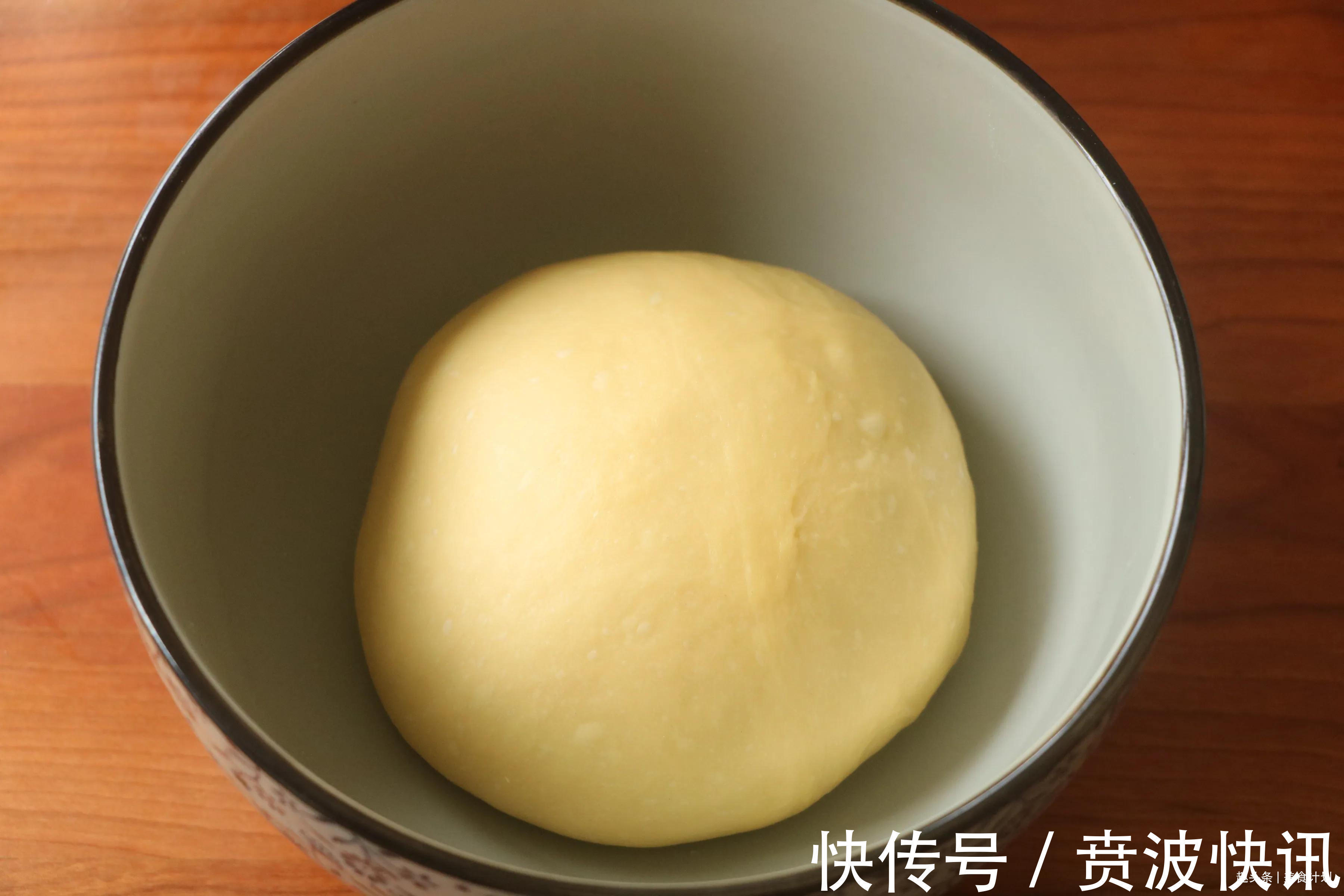 孩子|让你完全没有抵抗力的早餐,孩子一口气吃2个,又香又软百吃不腻