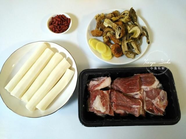 炖羊肉汤时,别直接下锅,牢记这3步,汤浓肉鲜香,还没膻味