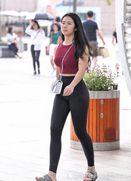 运动|天气渐暖一条美臀又瘦腿的瑜伽裤,让你的运动更加轻松舒适