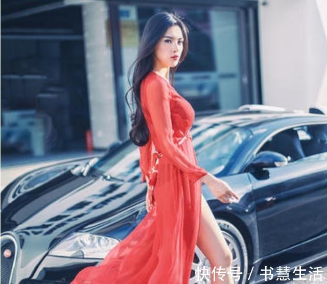 身材|韩国女孩热爱健身，跳钢管舞为她的气质加分，颜值与身材双在线