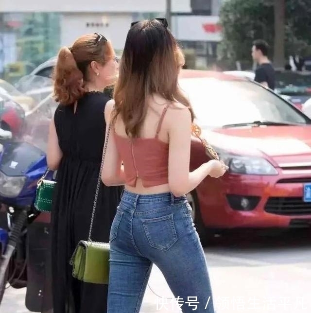 牛仔裤|牛仔裤带来与众不同的时尚气息,精美舒适自然,打造甜美迷人气质