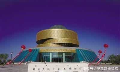 青铜器|鄂尔多斯青铜器博物馆有一只青铜手,经专家揭秘,才知道它的用途