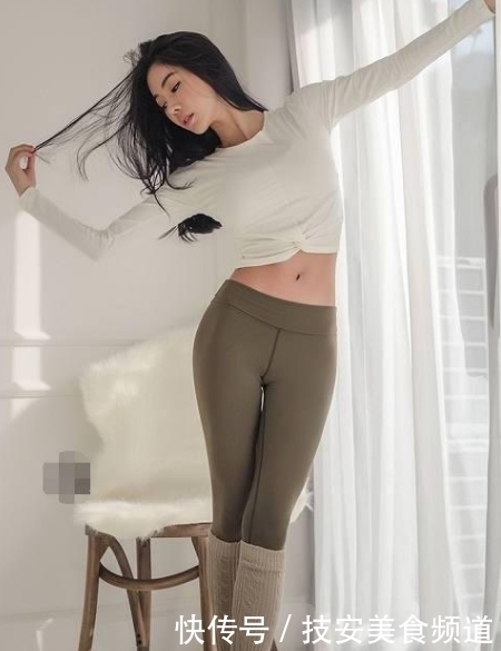 身姿|倾国倾城的紧身打底裤小姐姐,展现迷人的身姿,完美展现S型身材
