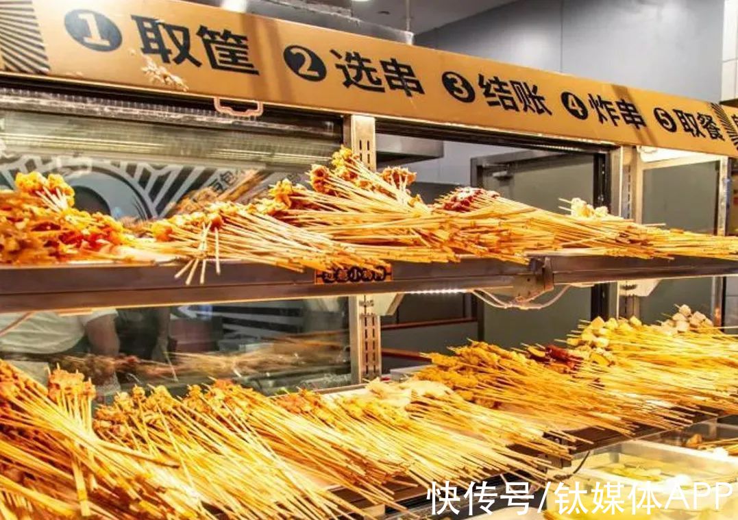 餐饮|万店模式下，资本争相“撸串”