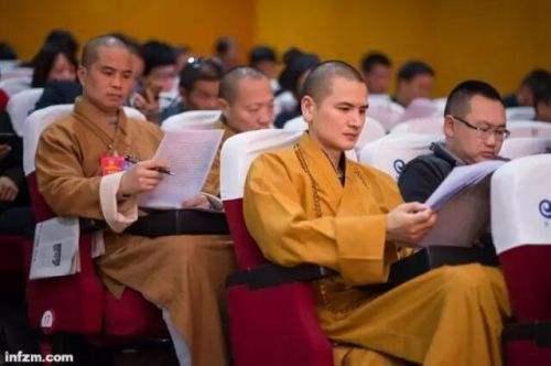 父母&“最帅和尚”释明心:放弃铁饭碗出家为僧,多次拒绝富婆的追求