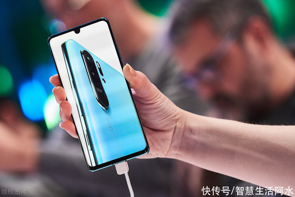 hu如履薄冰！售卖HUAWEI P30 Pro官翻机，会让华为沦为三流厂商吗？