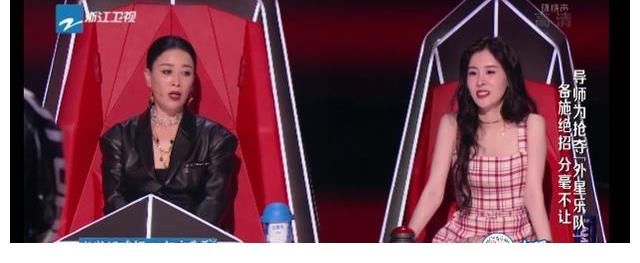 中國(guó)好聲音|時(shí)尚一人就唱了三首歌，《中國(guó)好聲音》第三期進(jìn)入戰(zhàn)隊(duì)卡位PK戰(zhàn)