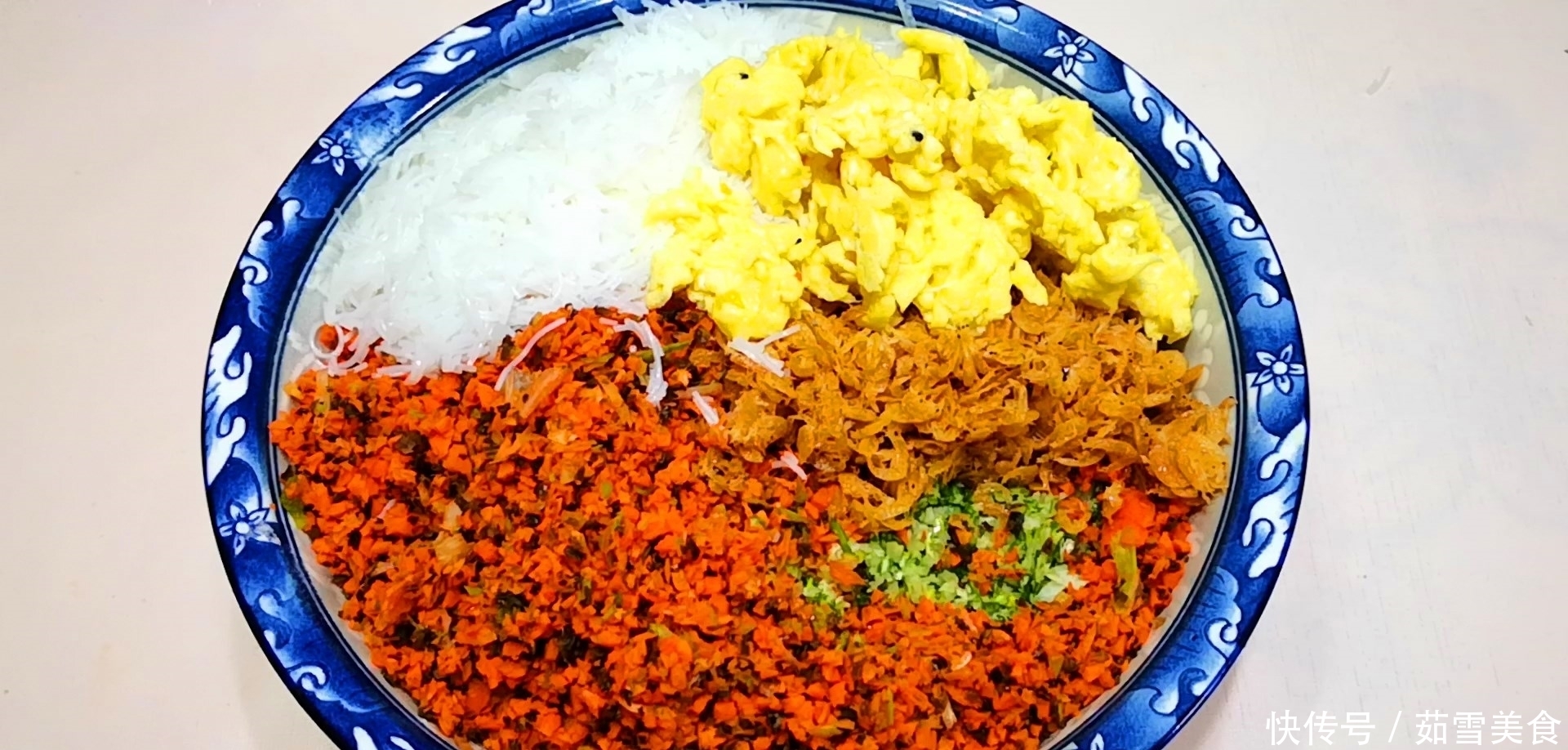 白菜饺子怎样做好吃?调馅原来有秘诀,吃起来比肉馅还香,真解馋