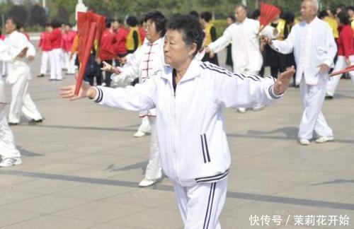 阿尔茨海默病|3张图预测你的老年痴呆程度,找出图中共有几个人全找到的很牛