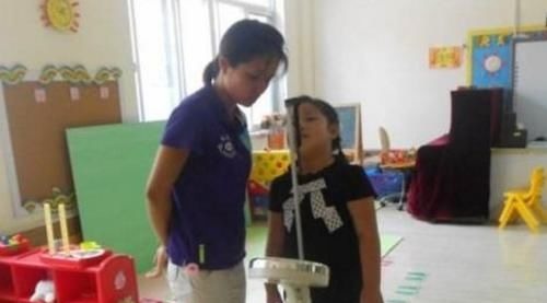 身高|女孩子多大会停止“长高”?过来人:这岁数还没155,就注定是矮了