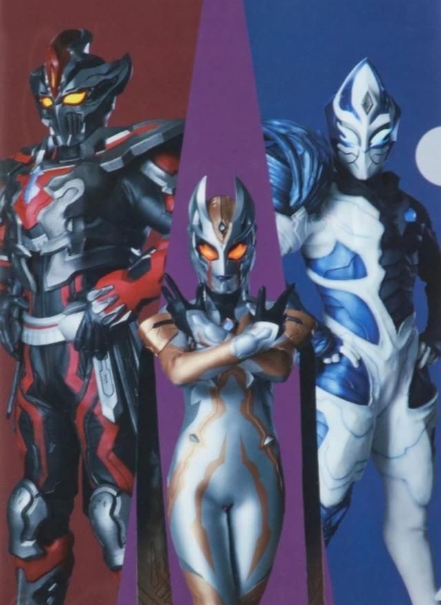 奥特曼|特利迦奥特曼官方宣传图：没有一个正常人的黑暗巨人三小队