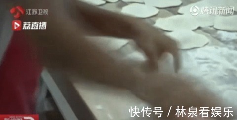 流泪|7岁娃每天擀500张包子皮,他的一句话让人流泪……