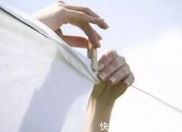 自制|洗床单时水里倒一碗“它”,不管床单多脏多旧,洗完立马干净如新