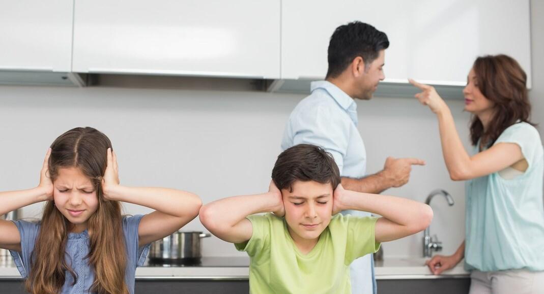 小娟|聪明的家长,在亲子关系上都懂得这样排序,孩子会更有出息