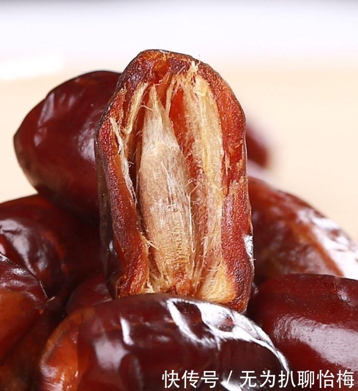 东北“大硬菜”被吐槽没南方硬,东北人不服气:你们有啥货尝尝