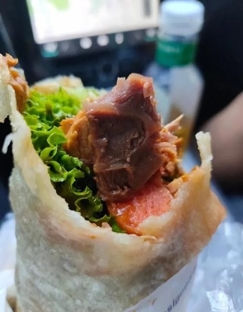 吃遍大连-街头巷尾的那些诱人的小吃，总想从头到尾再吃一遍~