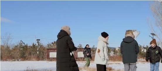 新人就活该受欺负?王勉《五哈》被泼咖啡,零下7度差点结冰