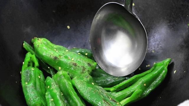 维c片|很多人都不懂这蔬菜维C含量最高,是番茄的10多倍,一斤才2块钱